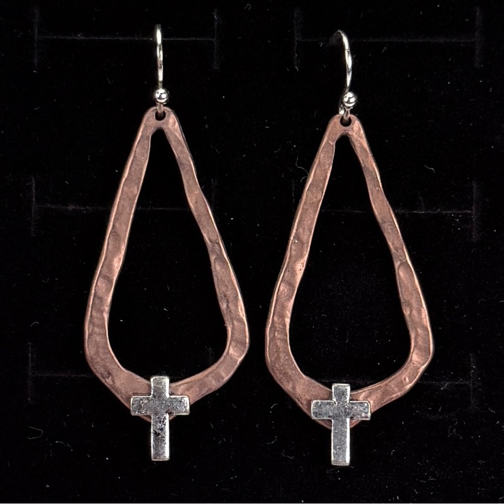 Pretty hammered, Coppertone Silvertone cross long pierced earrings